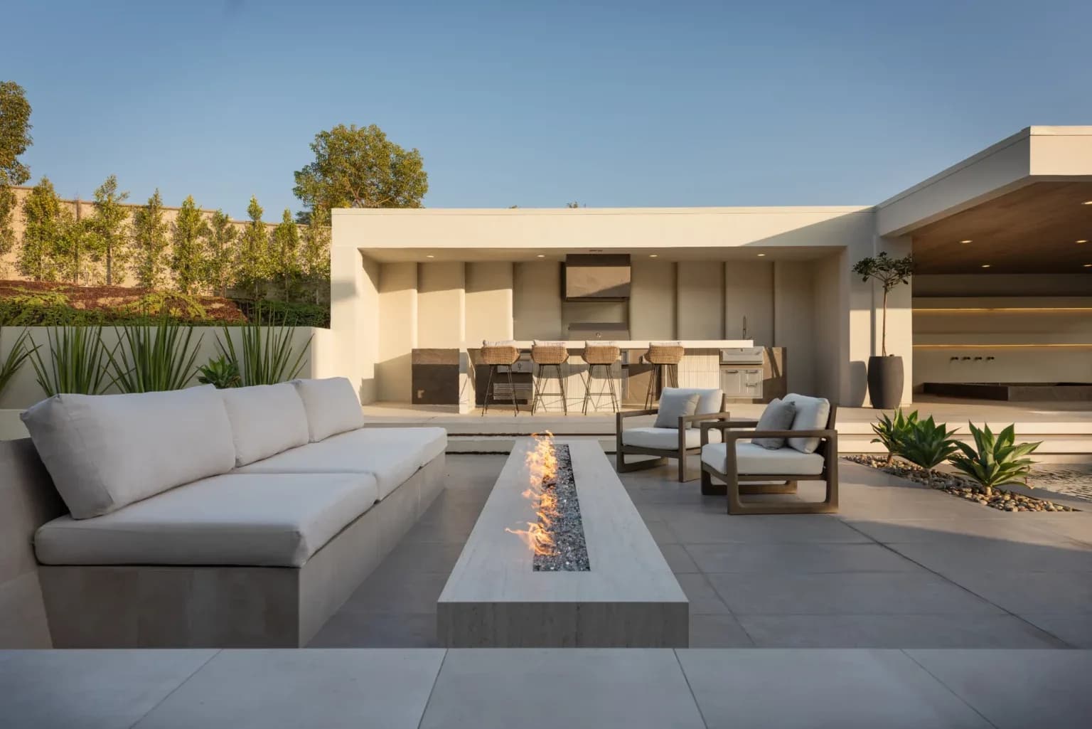 Outdoor living space built by Lusso Design and Build
